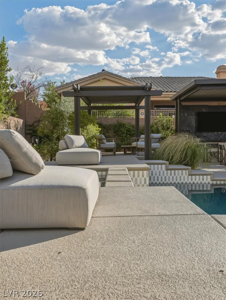 4 El Macero, Henderson, NV 89052