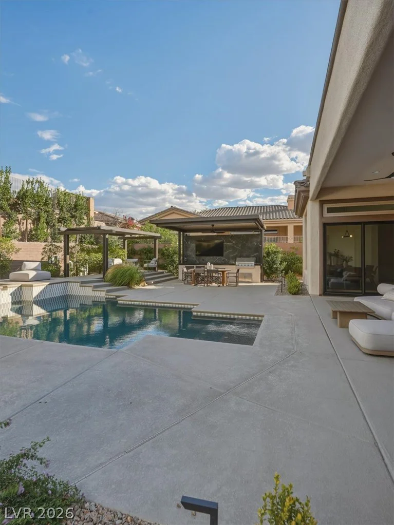 4 El Macero, Henderson, NV 89052