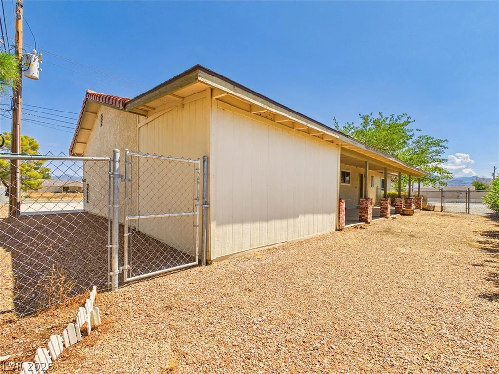881 Calvada, Pahrump, NV 89048