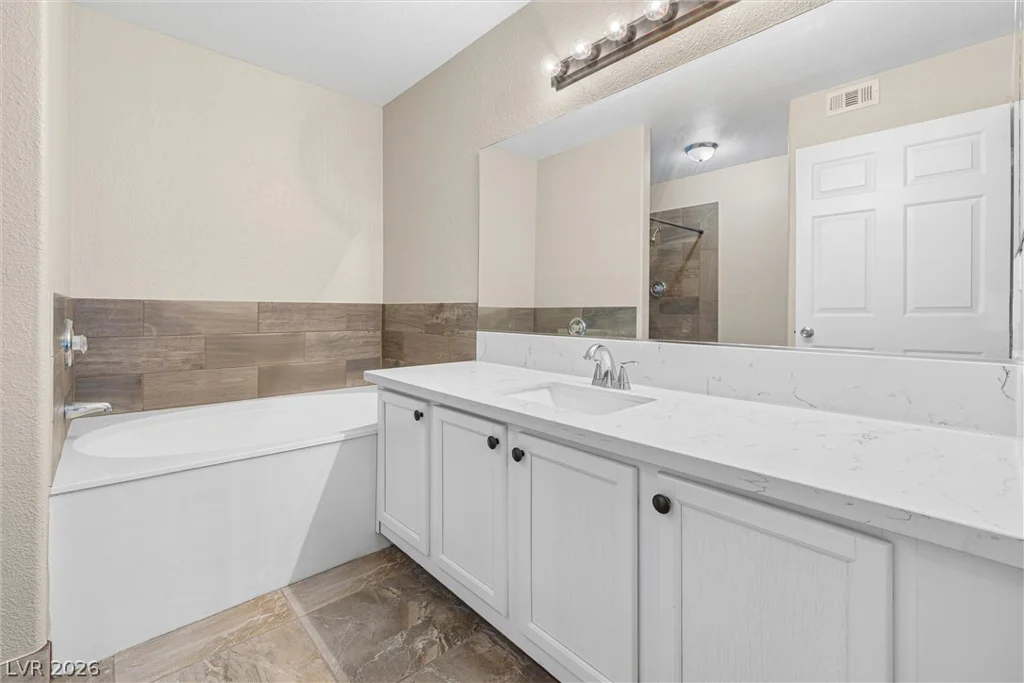 4300 Lake Mead, Las Vegas, NV 89108