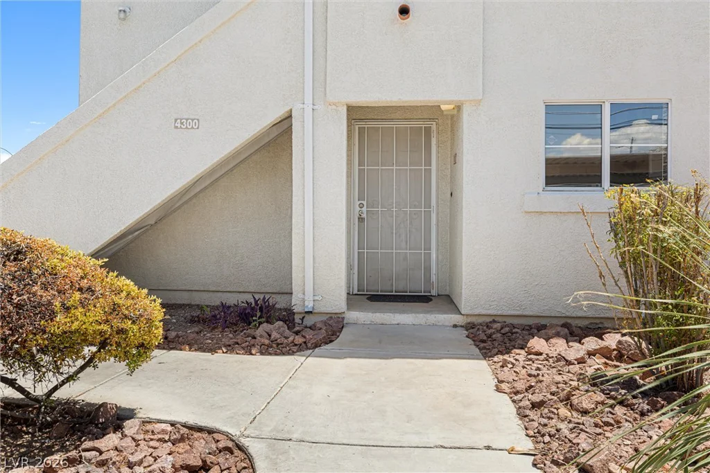 4300 Lake Mead, Las Vegas, NV 89108