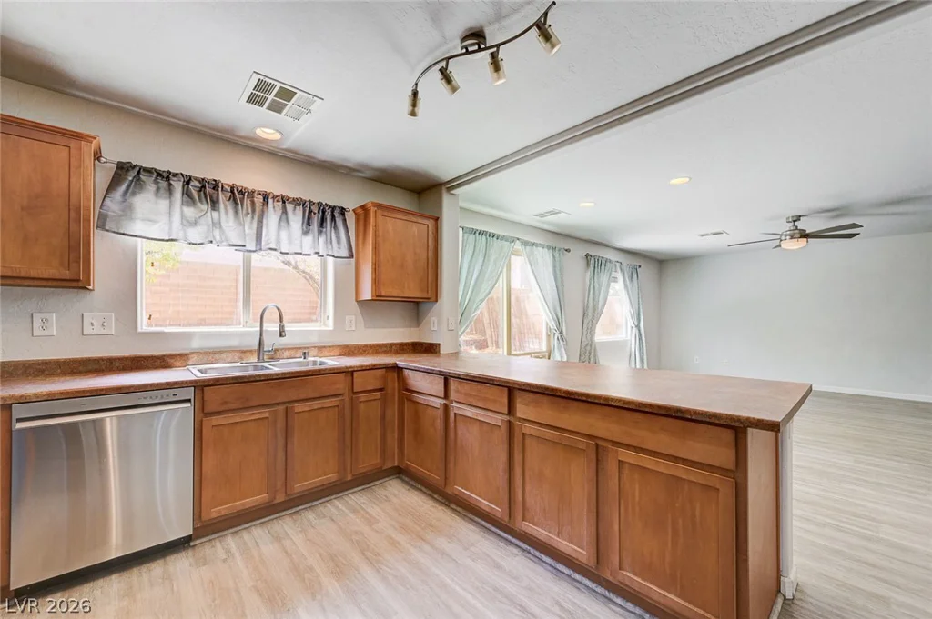 9139 Mackanos, Las Vegas, NV 89148