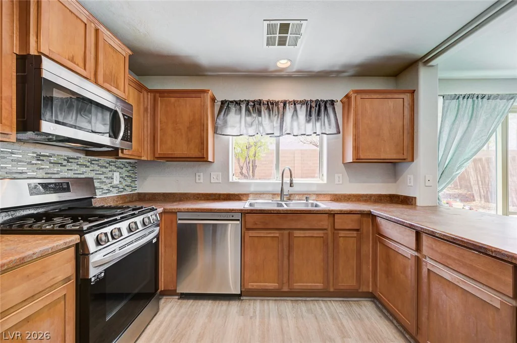 9139 Mackanos, Las Vegas, NV 89148