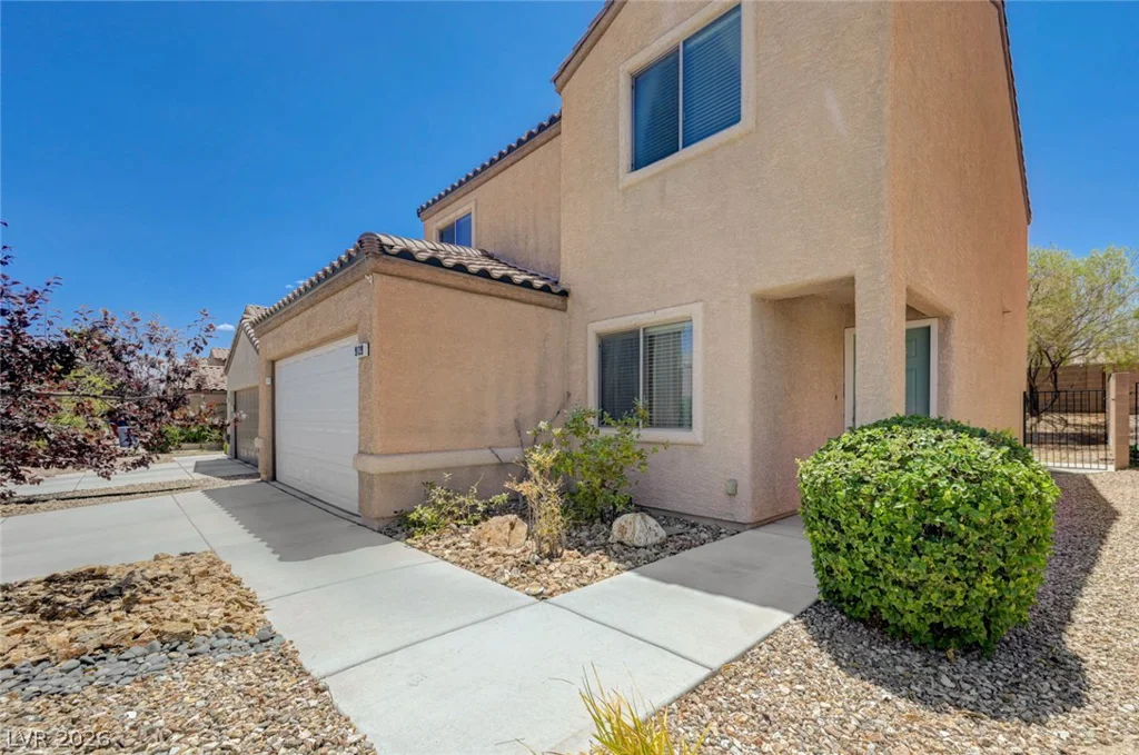 9139 Mackanos, Las Vegas, NV 89148