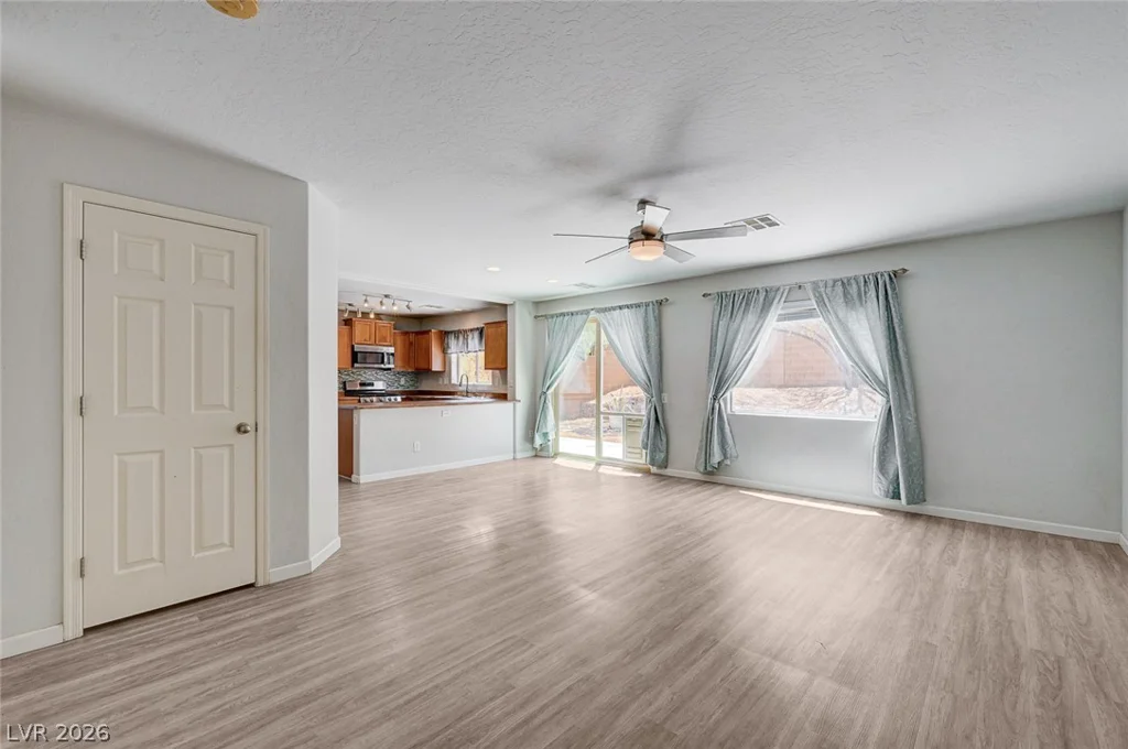9139 Mackanos, Las Vegas, NV 89148