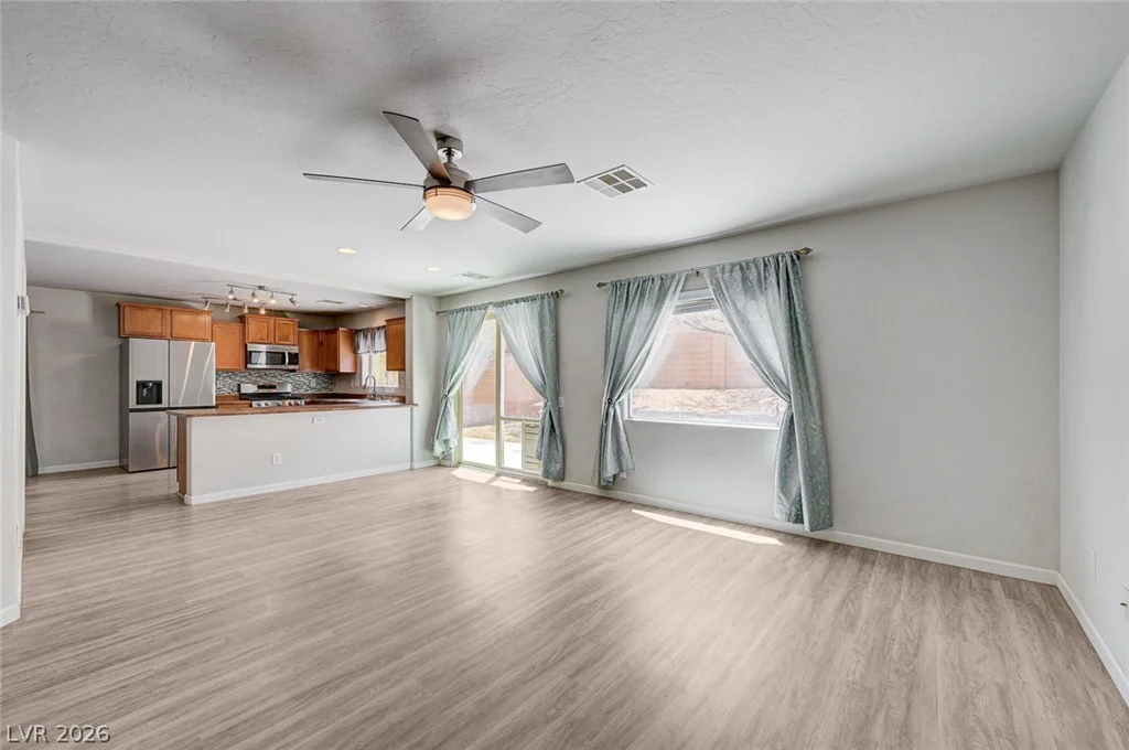 9139 Mackanos, Las Vegas, NV 89148
