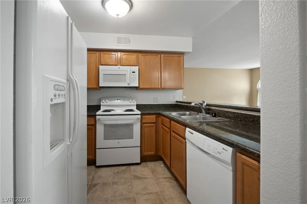 3145 Flamingo, Las Vegas, NV 89121
