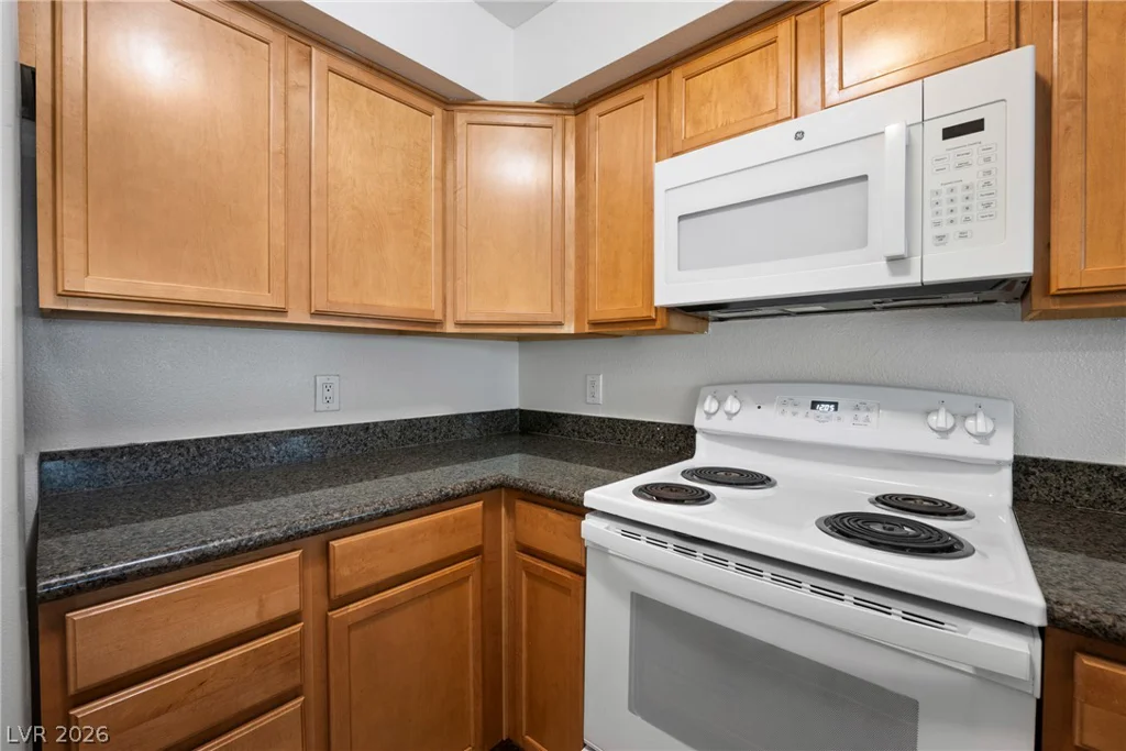 3145 Flamingo, Las Vegas, NV 89121