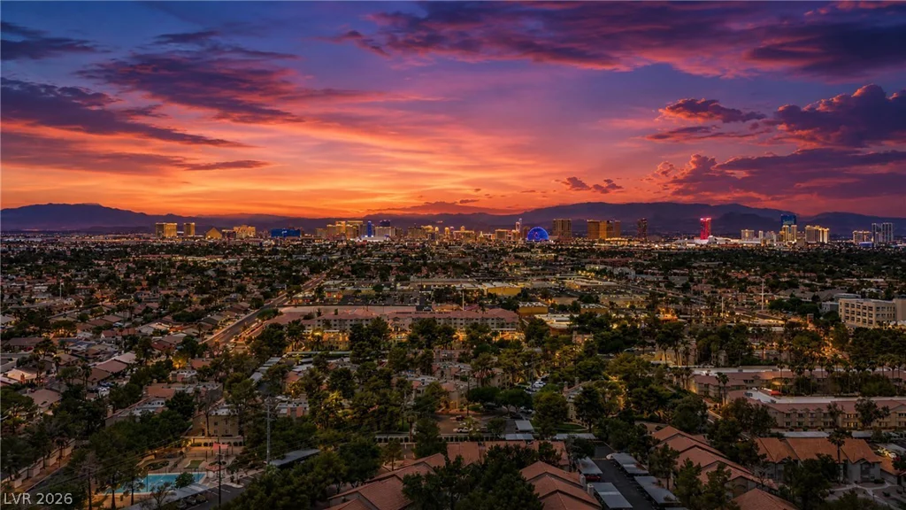 3145 Flamingo, Las Vegas, NV 89121