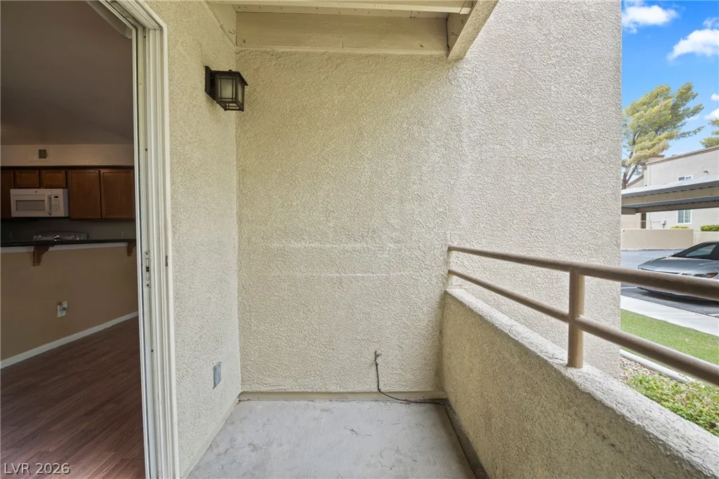 3145 Flamingo, Las Vegas, NV 89121