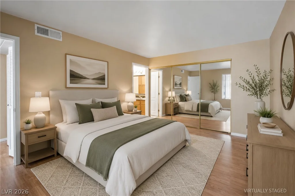 3145 Flamingo, Las Vegas, NV 89121
