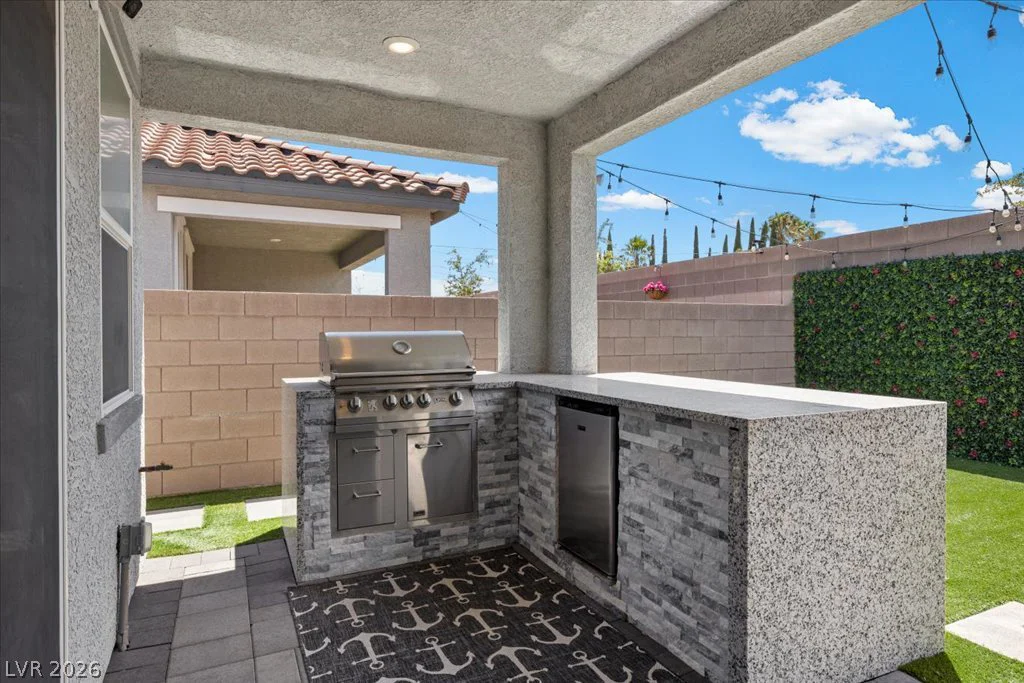 8949 Lucky Crest, Las Vegas, NV 89113