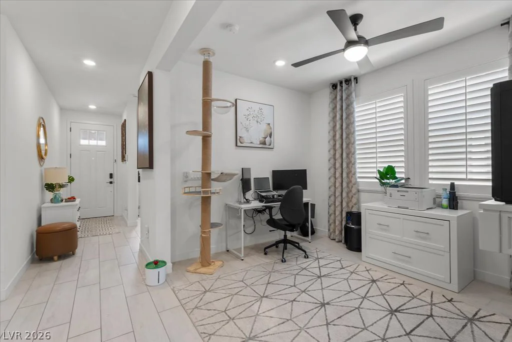 8949 Lucky Crest, Las Vegas, NV 89113