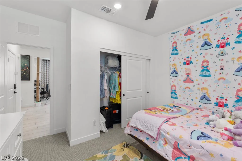 8949 Lucky Crest, Las Vegas, NV 89113