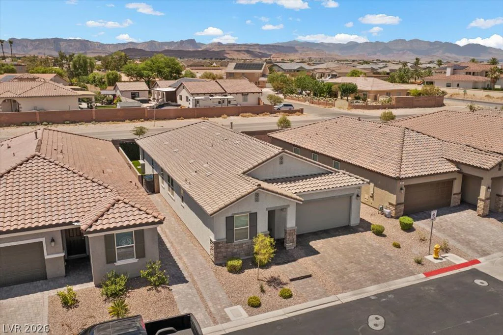 8949 Lucky Crest, Las Vegas, NV 89113