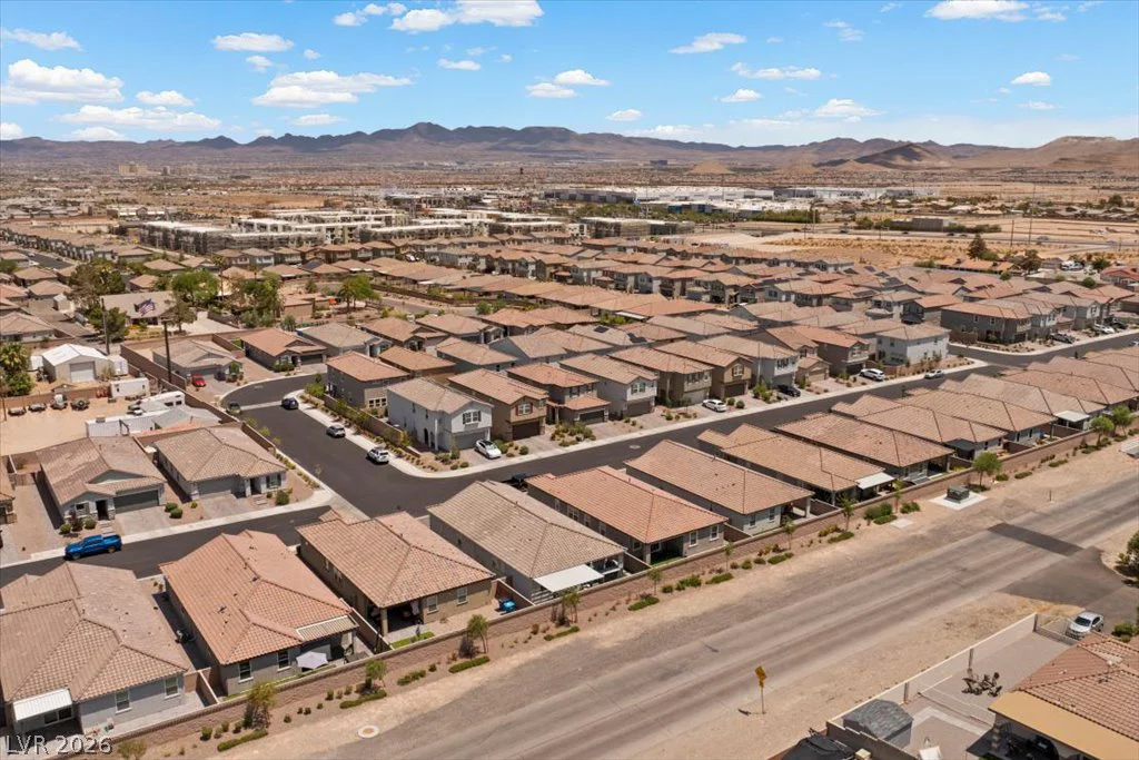 8949 Lucky Crest, Las Vegas, NV 89113