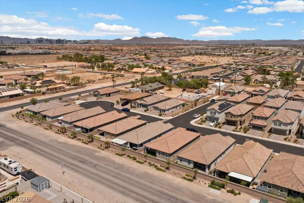 8949 Lucky Crest, Las Vegas, NV 89113