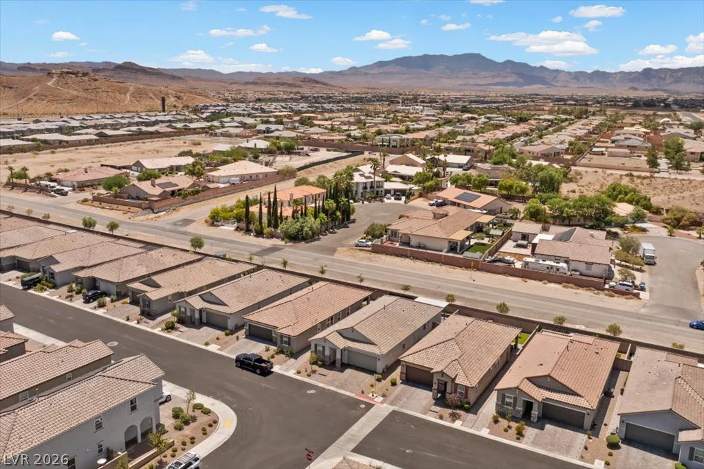 8949 Lucky Crest, Las Vegas, NV 89113