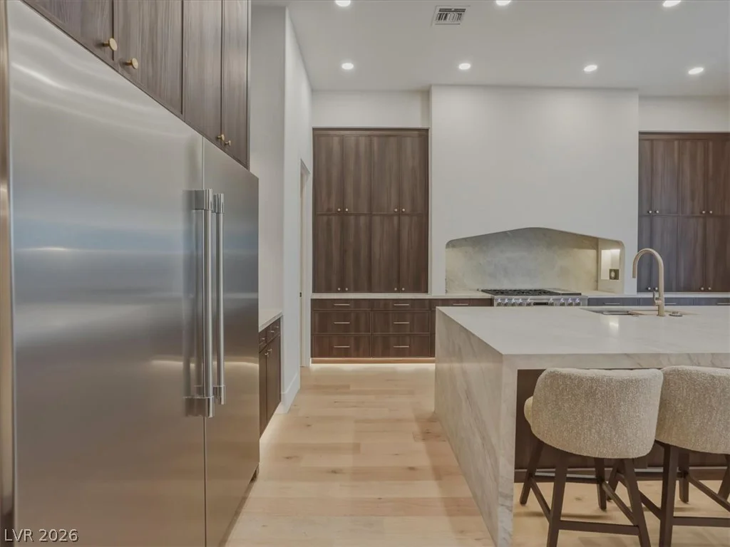 3 Isleworth, Henderson, NV 89052
