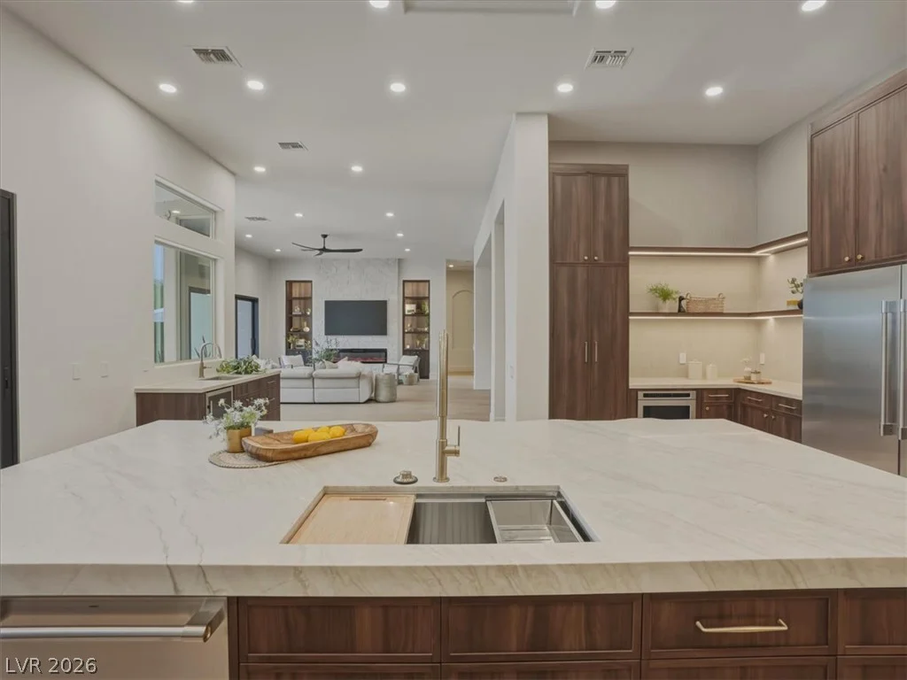 3 Isleworth, Henderson, NV 89052