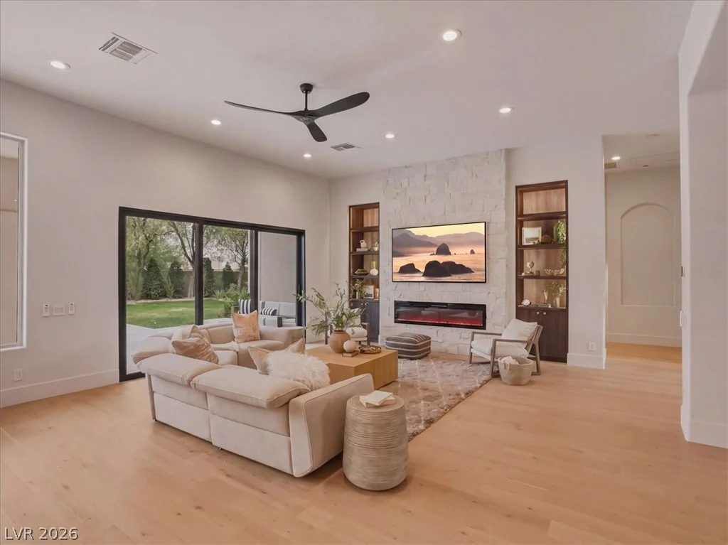 3 Isleworth, Henderson, NV 89052