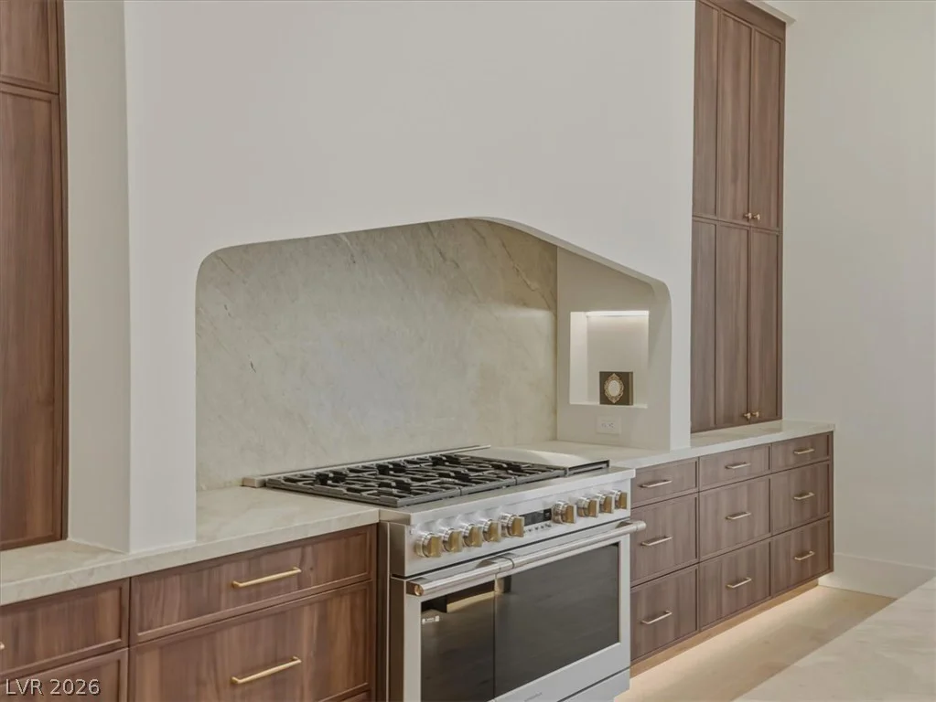 3 Isleworth, Henderson, NV 89052