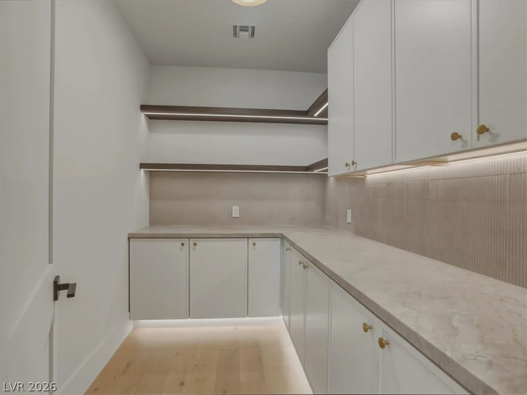 3 Isleworth, Henderson, NV 89052