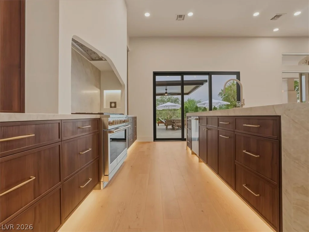3 Isleworth, Henderson, NV 89052