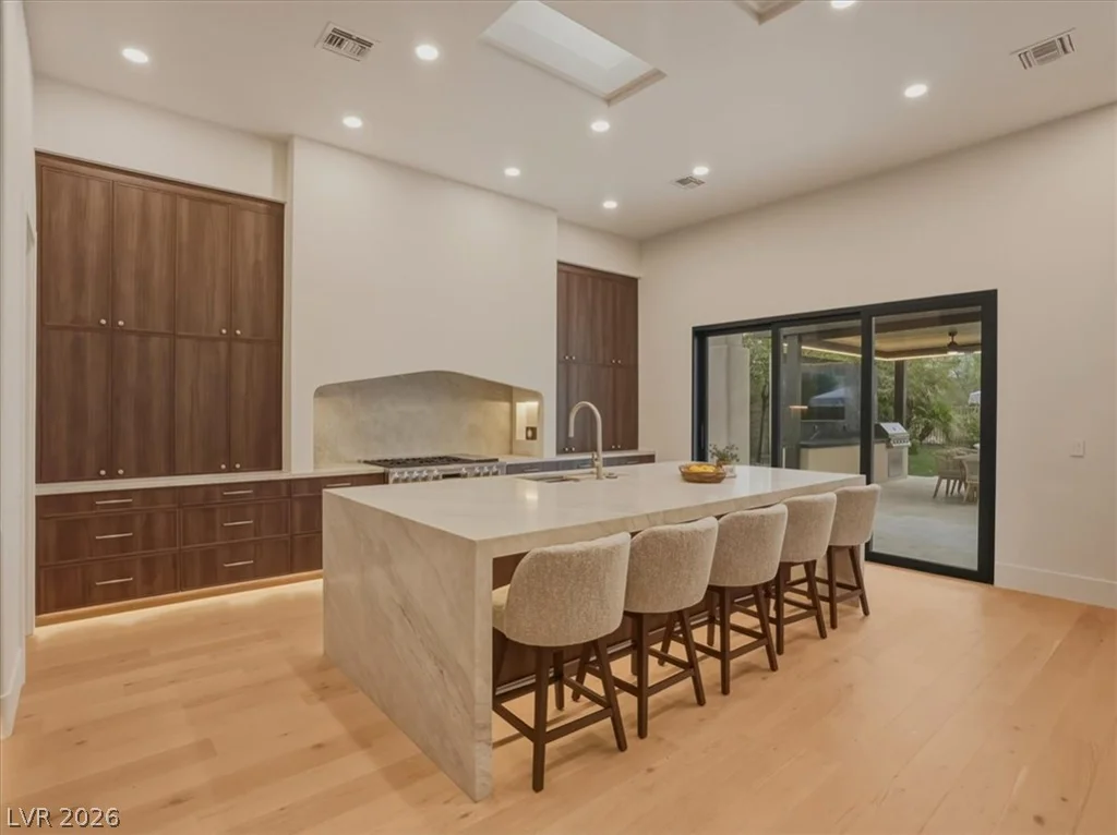 3 Isleworth, Henderson, NV 89052