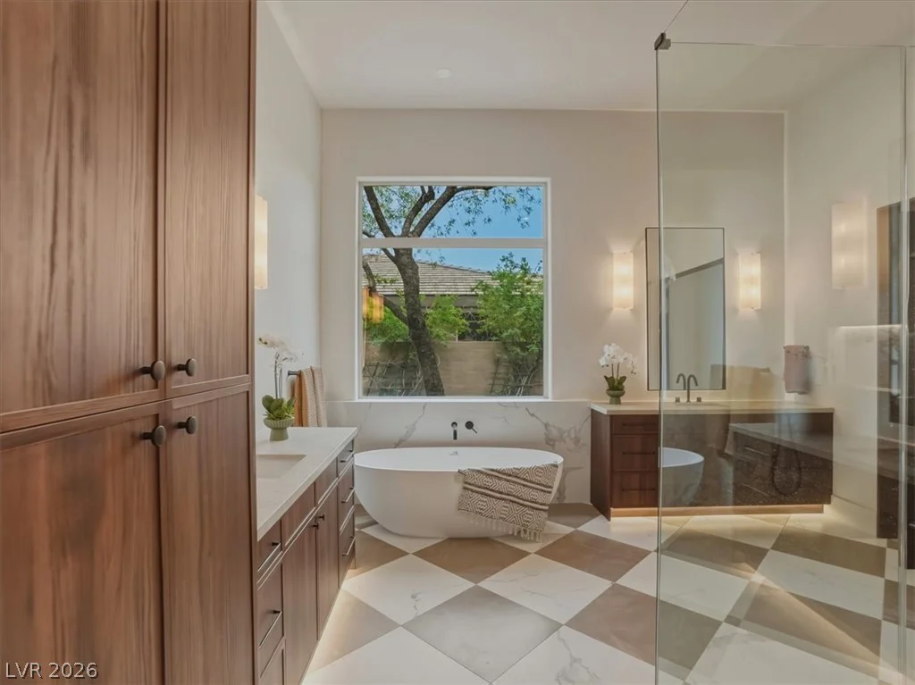 3 Isleworth, Henderson, NV 89052