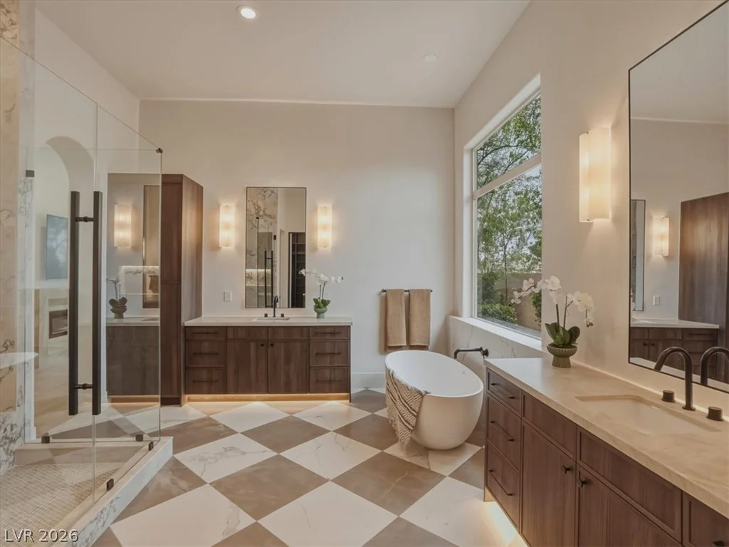 3 Isleworth, Henderson, NV 89052