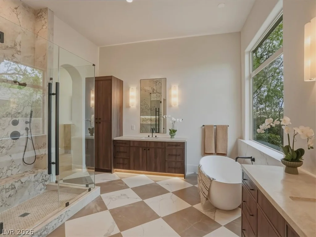 3 Isleworth, Henderson, NV 89052