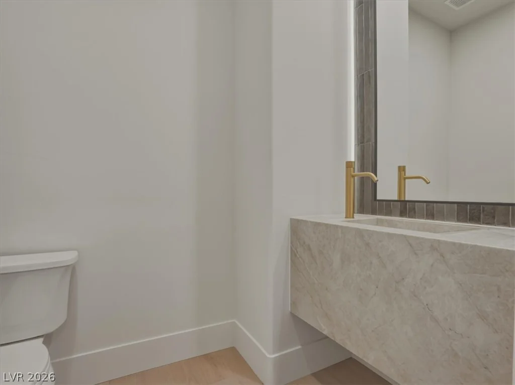 3 Isleworth, Henderson, NV 89052