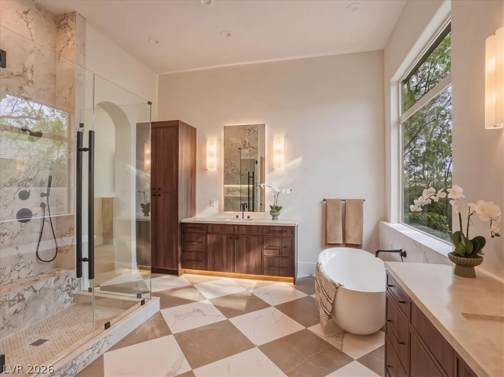 3 Isleworth, Henderson, NV 89052
