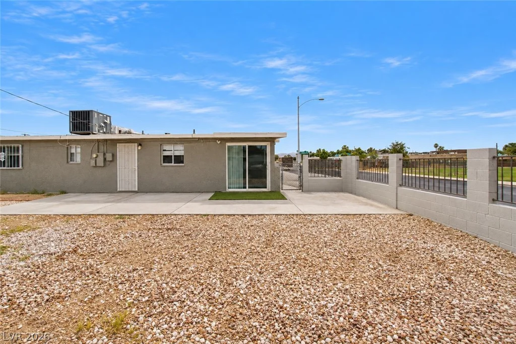 3224 Venus, Las Vegas, NV 89101