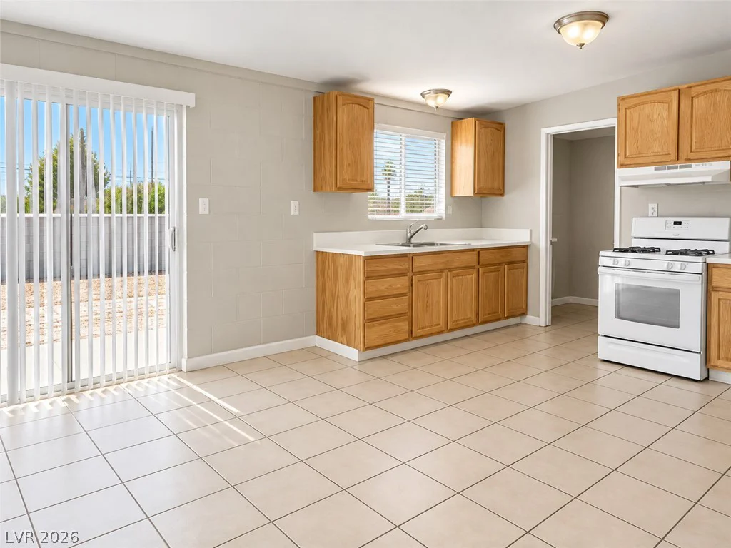 3224 Venus, Las Vegas, NV 89101