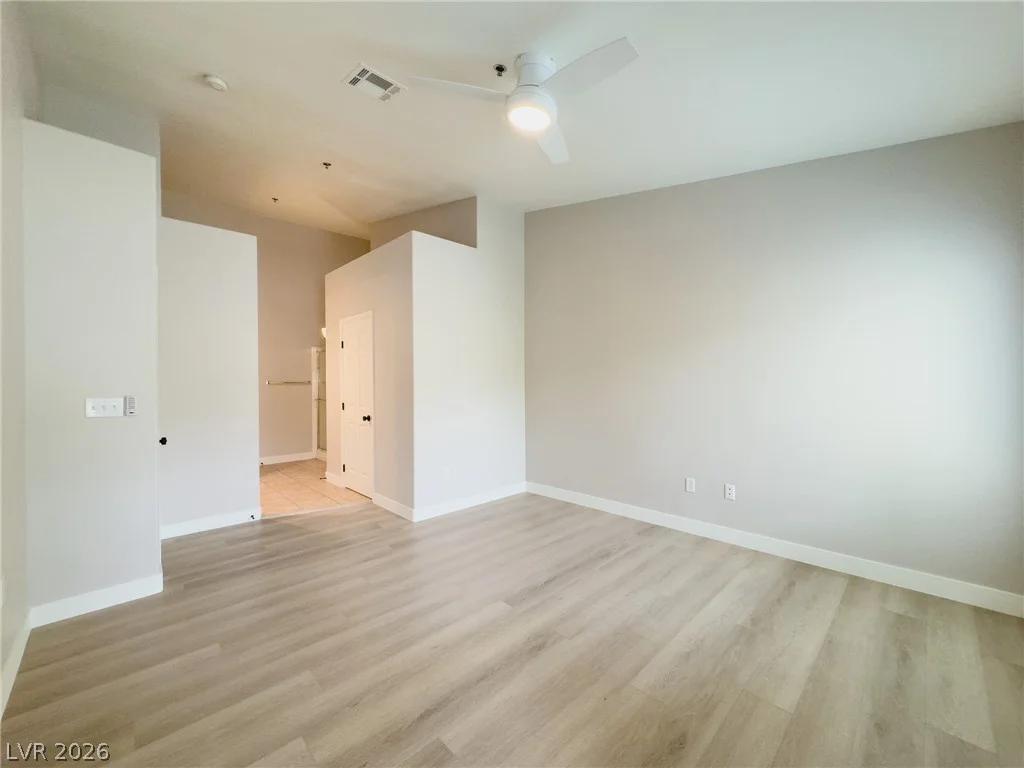 10020 Benjamin Nicholas, Las Vegas, NV 89144