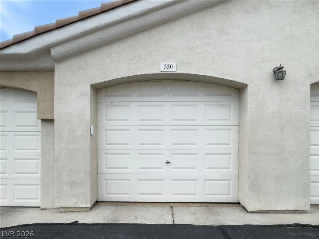 10020 Benjamin Nicholas, Las Vegas, NV 89144