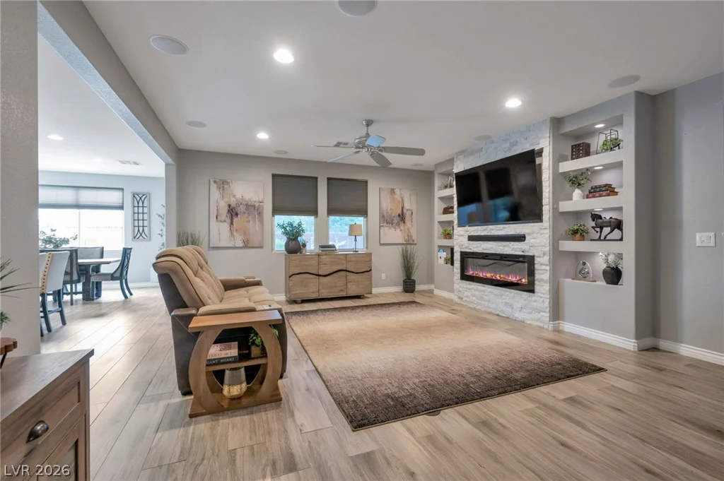 5652 Portage Lake, Las Vegas, NV 89130