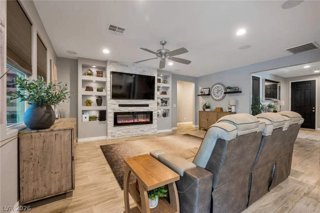 5652 Portage Lake, Las Vegas, NV 89130