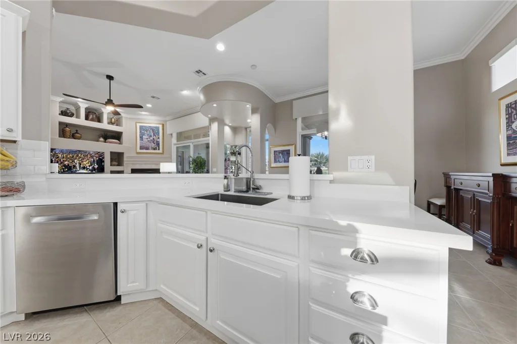 9253 Canyon Mesa, Las Vegas, NV 89144