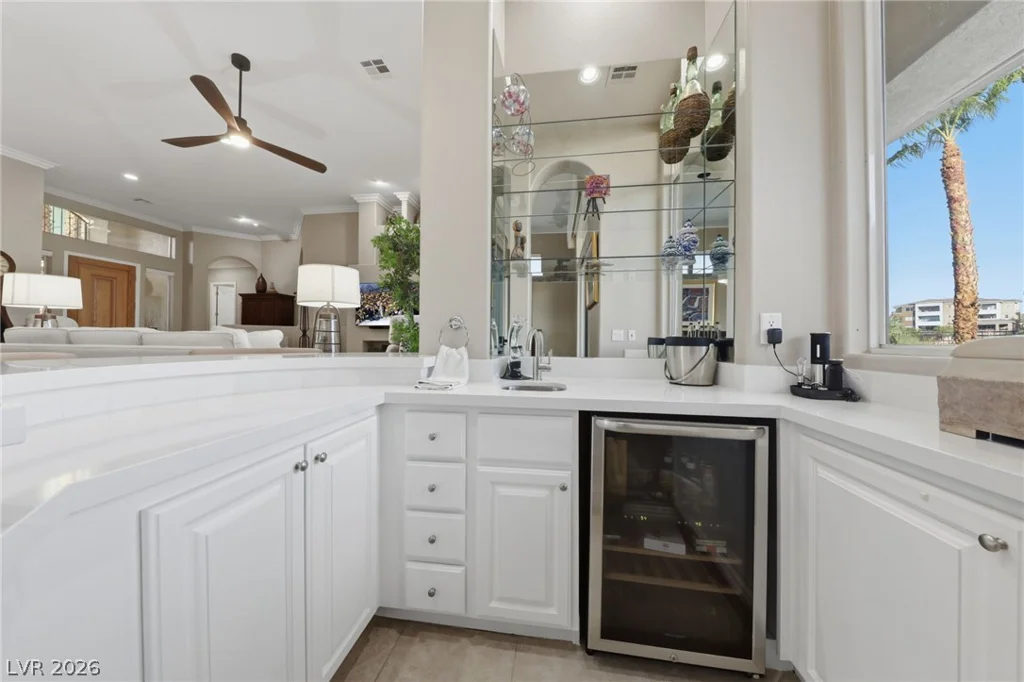 9253 Canyon Mesa, Las Vegas, NV 89144
