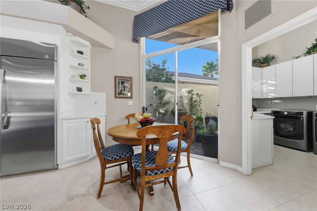 9253 Canyon Mesa, Las Vegas, NV 89144