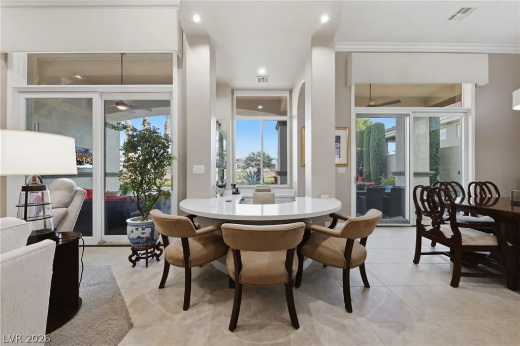 9253 Canyon Mesa, Las Vegas, NV 89144
