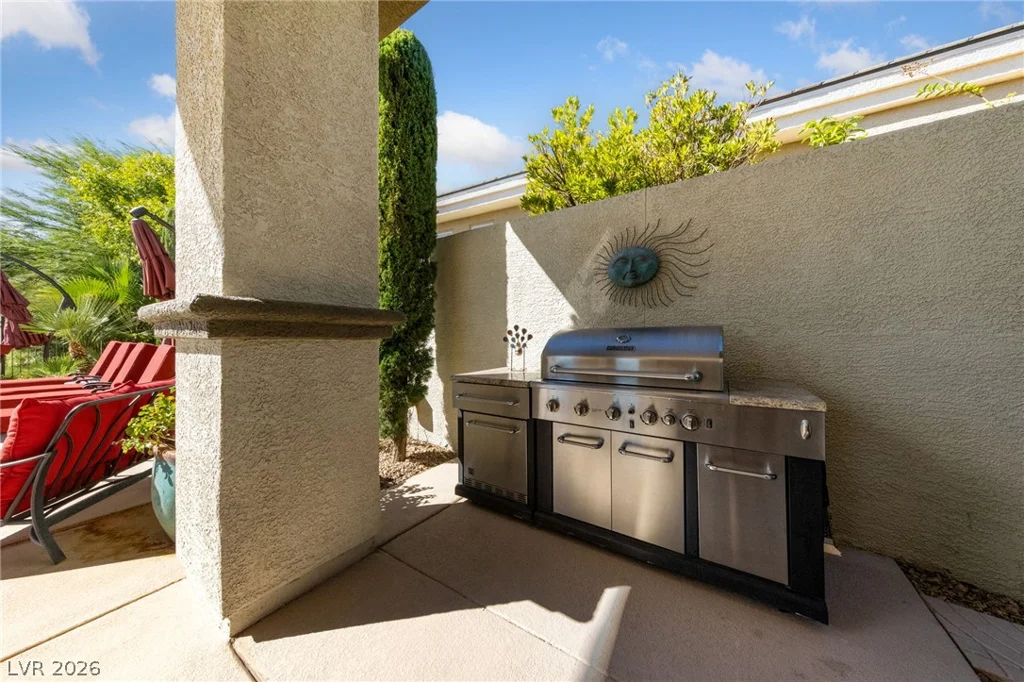 9253 Canyon Mesa, Las Vegas, NV 89144