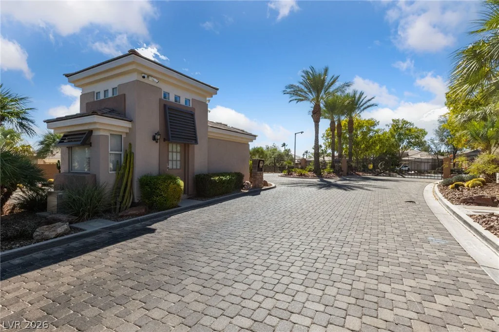 9253 Canyon Mesa, Las Vegas, NV 89144