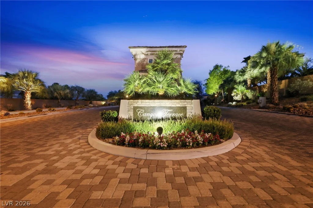 9253 Canyon Mesa, Las Vegas, NV 89144