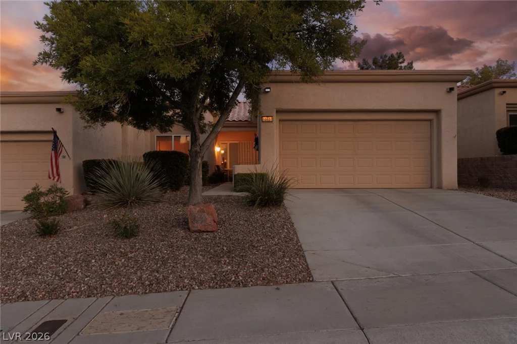 10627 Mission Lakes, Las Vegas, NV 89134