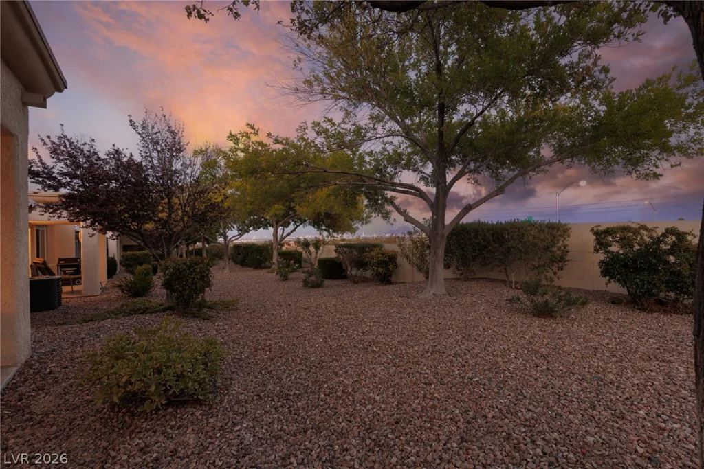 10627 Mission Lakes, Las Vegas, NV 89134