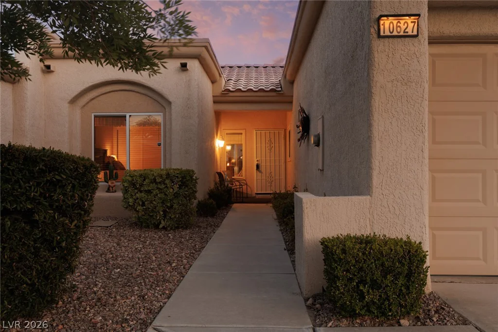 10627 Mission Lakes, Las Vegas, NV 89134